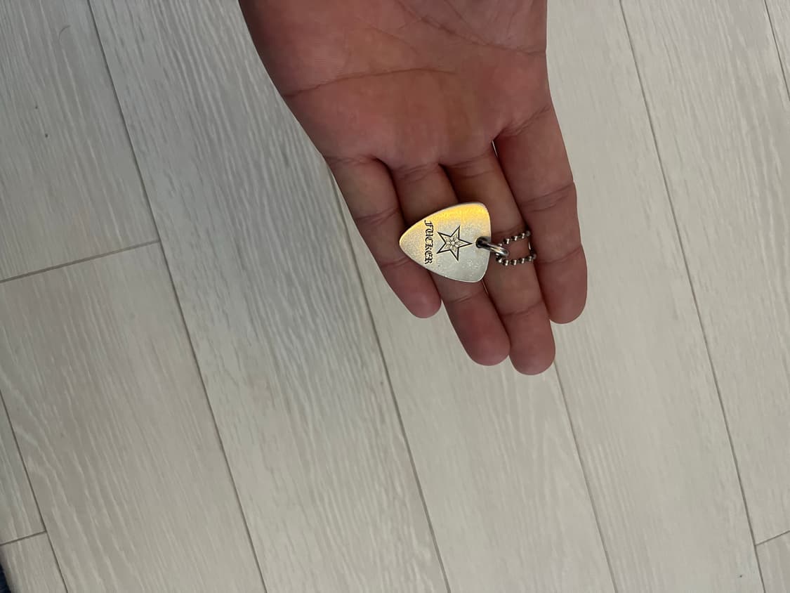 크롬하츠 기타피크 팬던트 상품이미지1