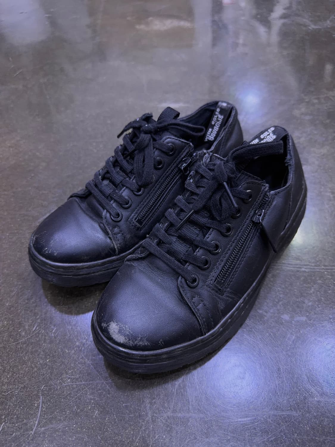 닥터마틴 단테 지퍼 스니커즈 블랙 230 상품이미지1