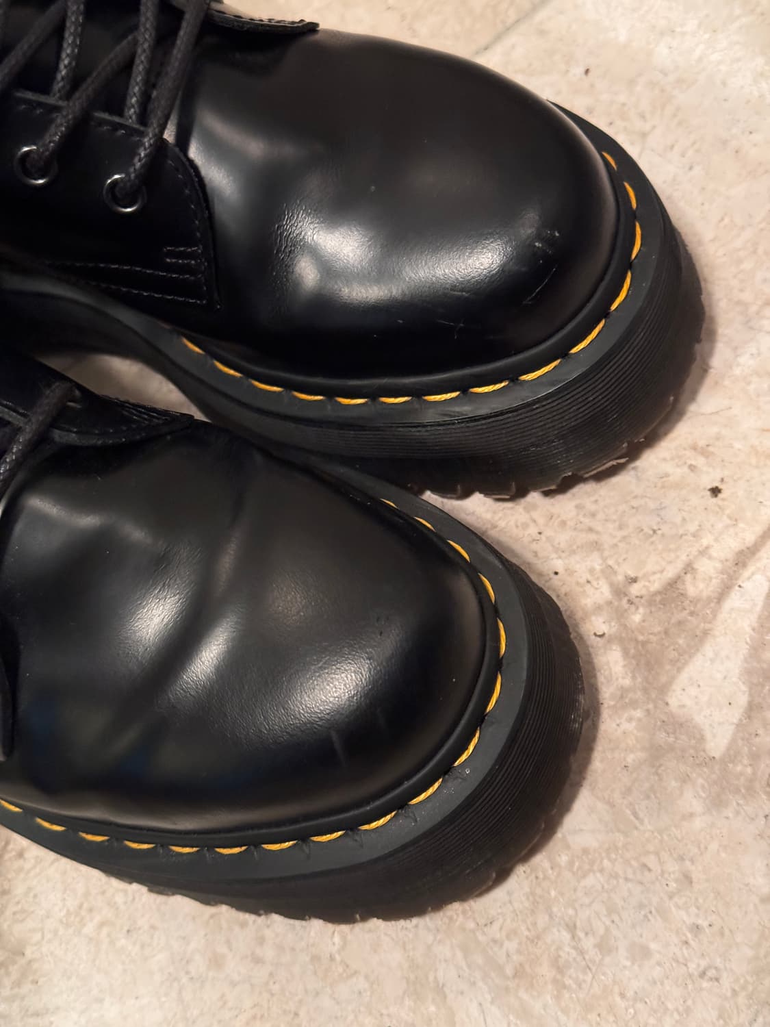 닥터마틴 제이든 8홀 15265001 240 상품이미지2