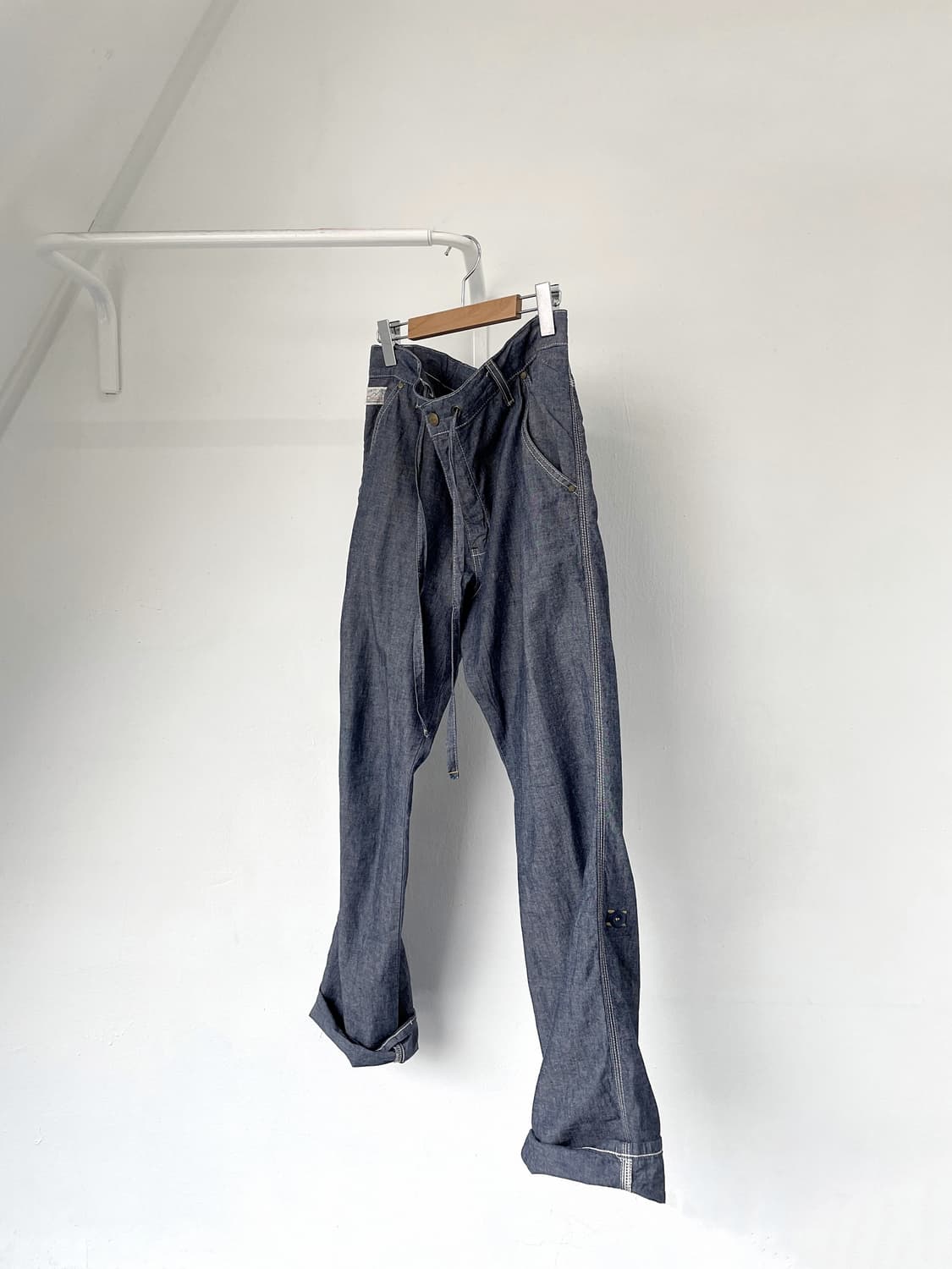 Denim easy work pants 후루츠패밀리