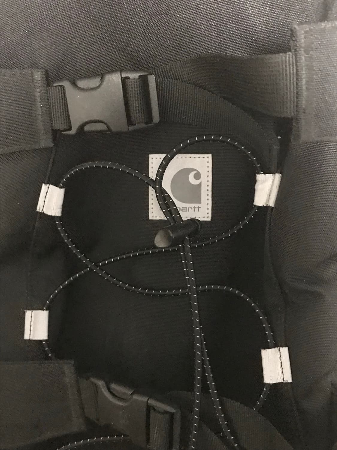 (무배) 칼하트 리플렉티브 킥플립 백팩 상품이미지6