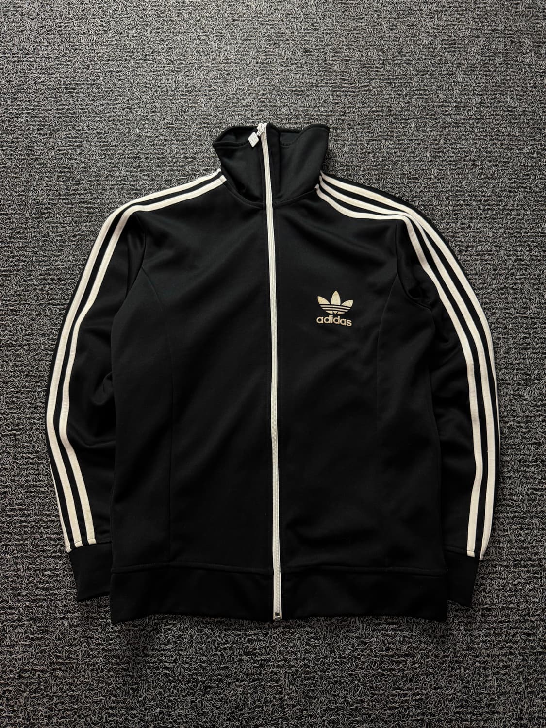 00s 아디다스 올드스쿨 유로파 트랙탑 져지 블랙 1190 상품이미지1
