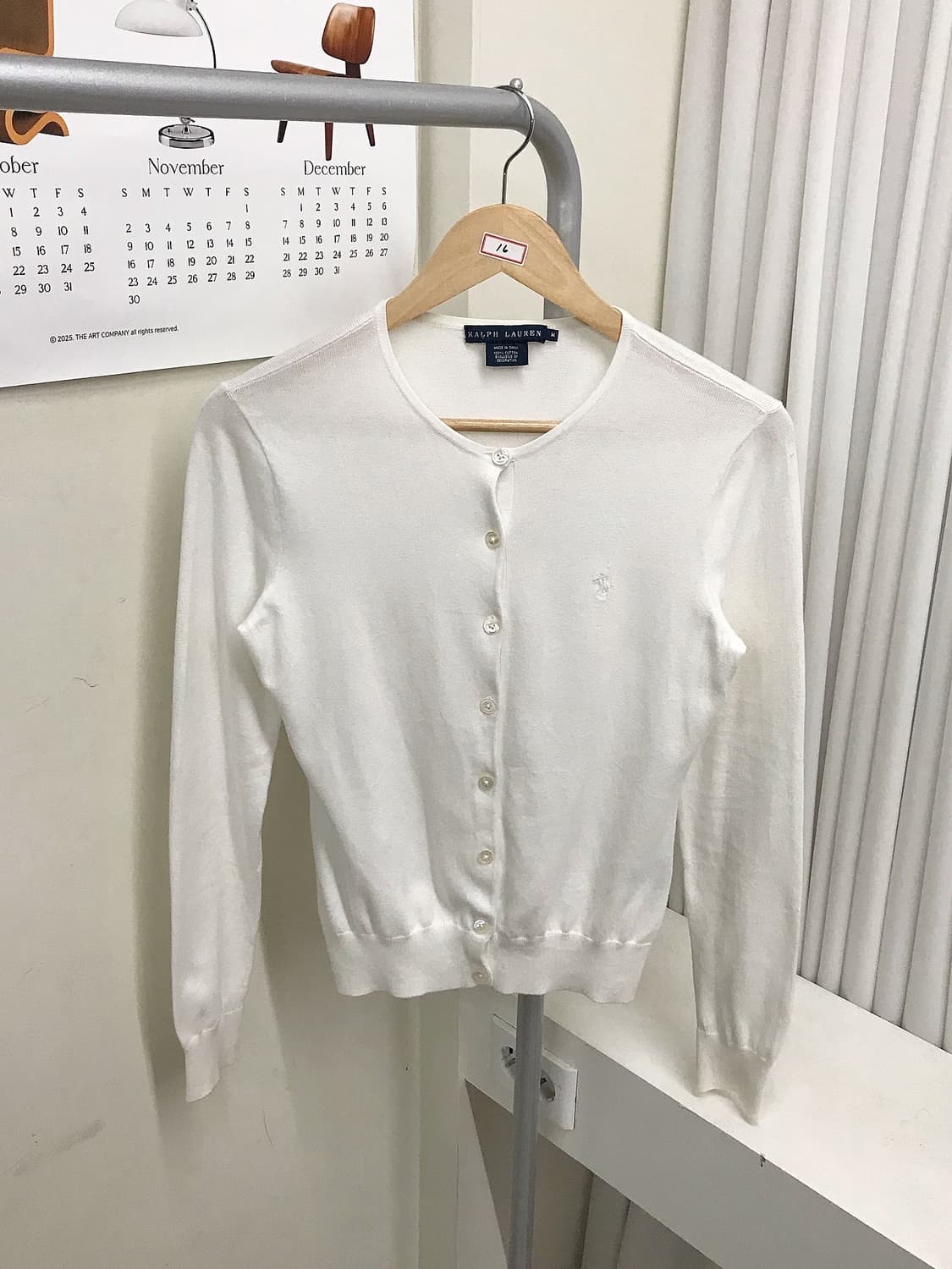 폴로 화이트 라운드 가디건 상품이미지1