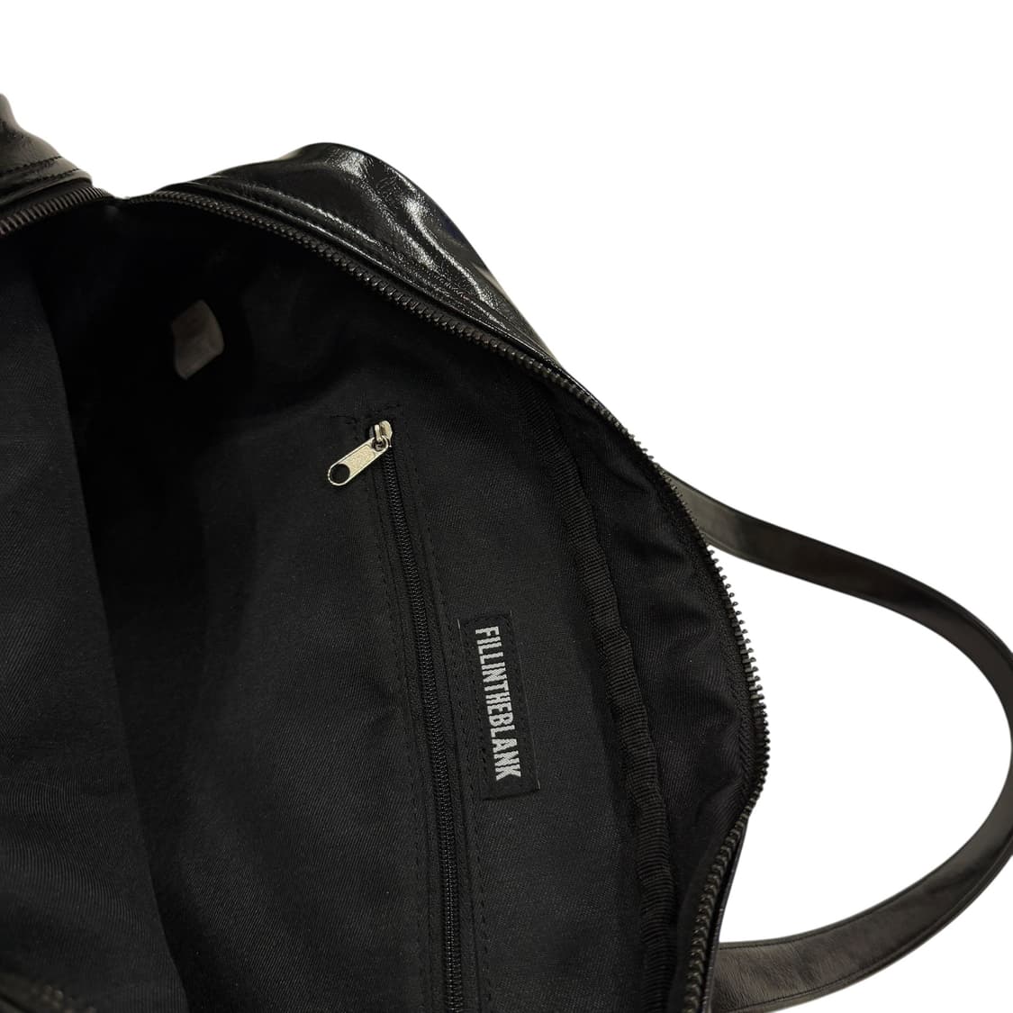 필인더블랭크 트라페즈 레더 숄더백 가방 블랙 상품이미지4