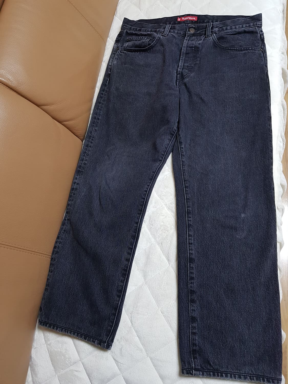 슈프림 레귤러 진 데님 팬츠 청바지 워시드 블랙 상품이미지1