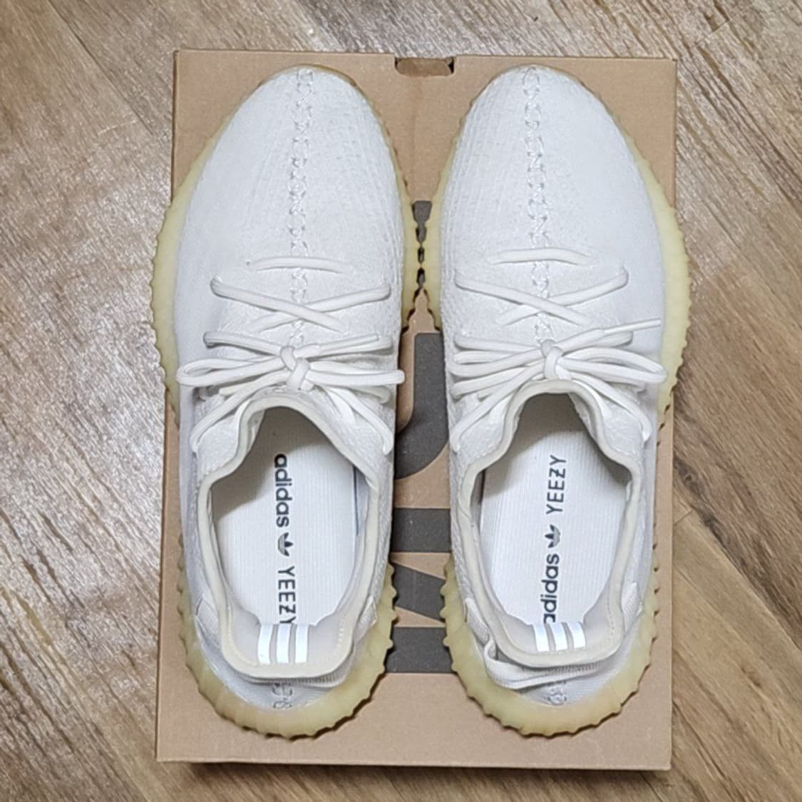 아디다스 280 이지부스트 크림화이트 상품이미지4