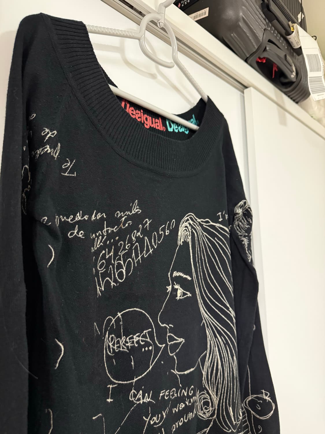 Desigual Black Face Knit 상품이미지2