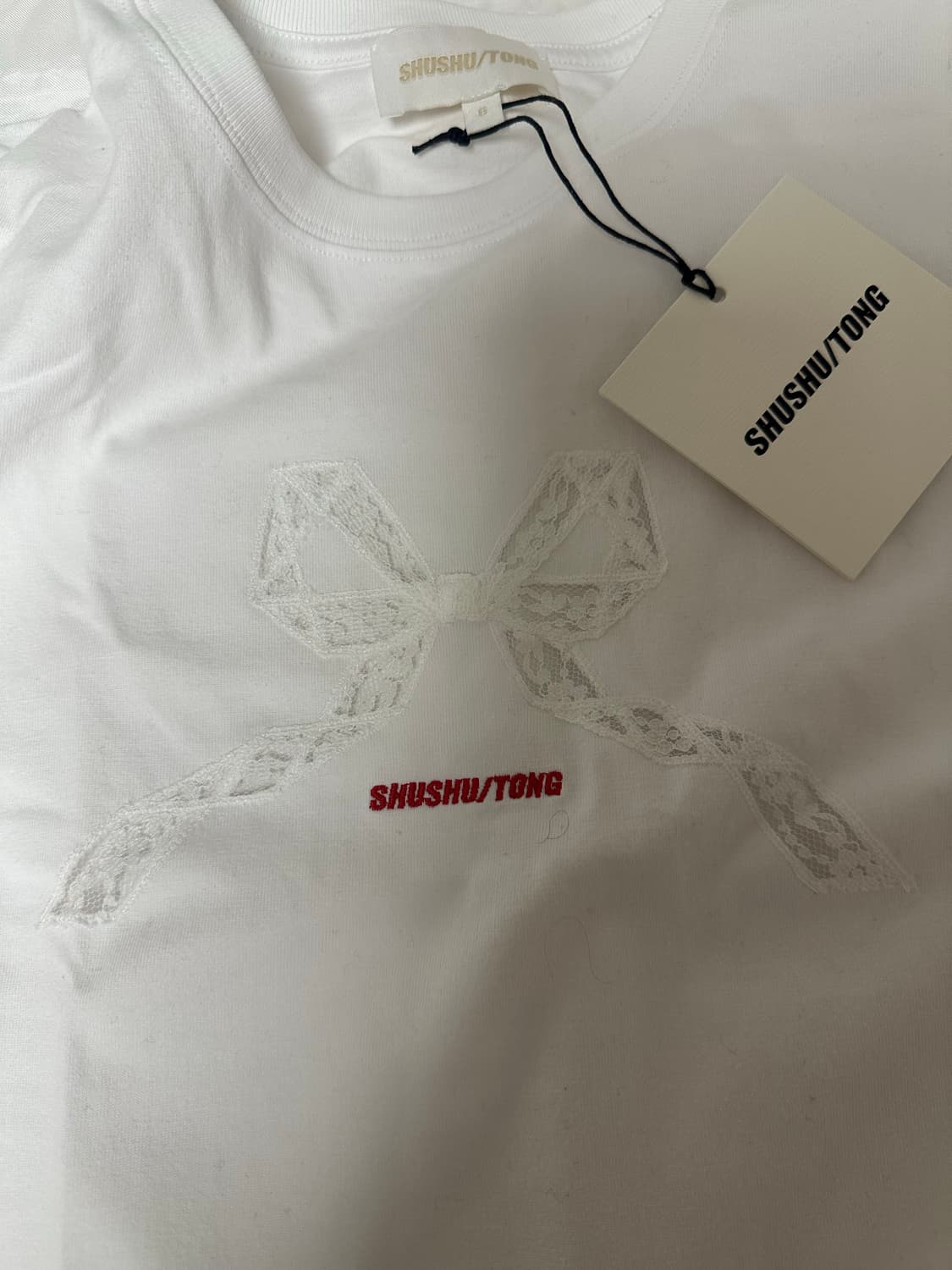 [6사이즈,새상품] 슈슈통 레이스 리본 반팔티셔츠 상품이미지4