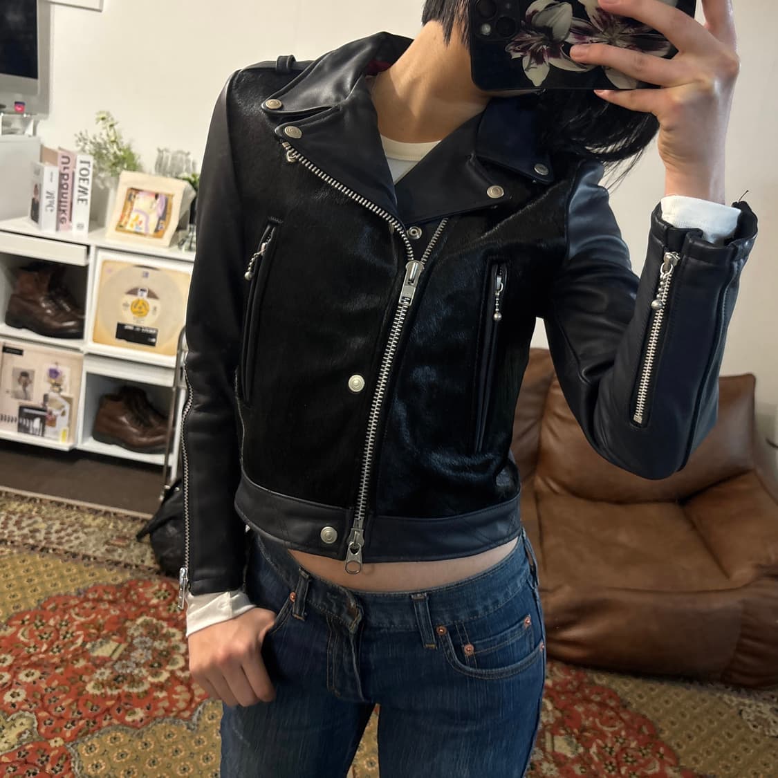 [착용샷 36] 디아프바인 우먼스 스티어하이드 조니 라이더자켓 상품이미지2