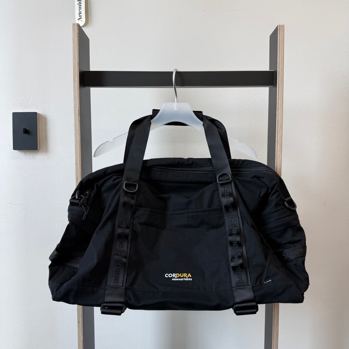 슈프림 크로스 더플백  블랙 상품이미지4