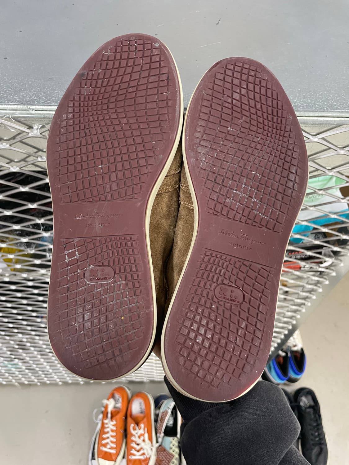 페레가모 스웨이드 스니커즈 8.5 (gr-4626) 상품이미지6