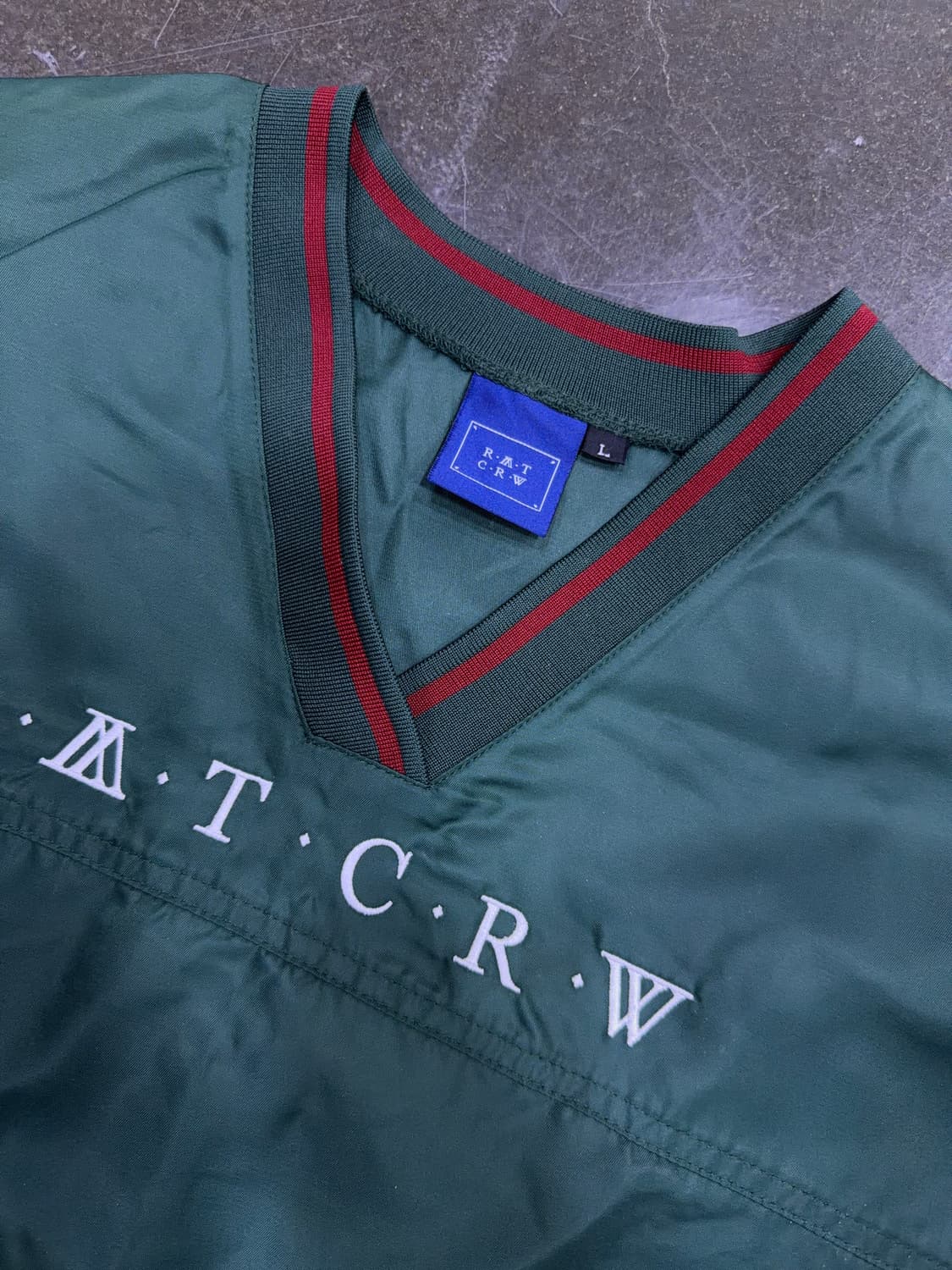 로맨틱크라운 RC 배색 나일론 웜업 티셔츠 L 상품이미지3