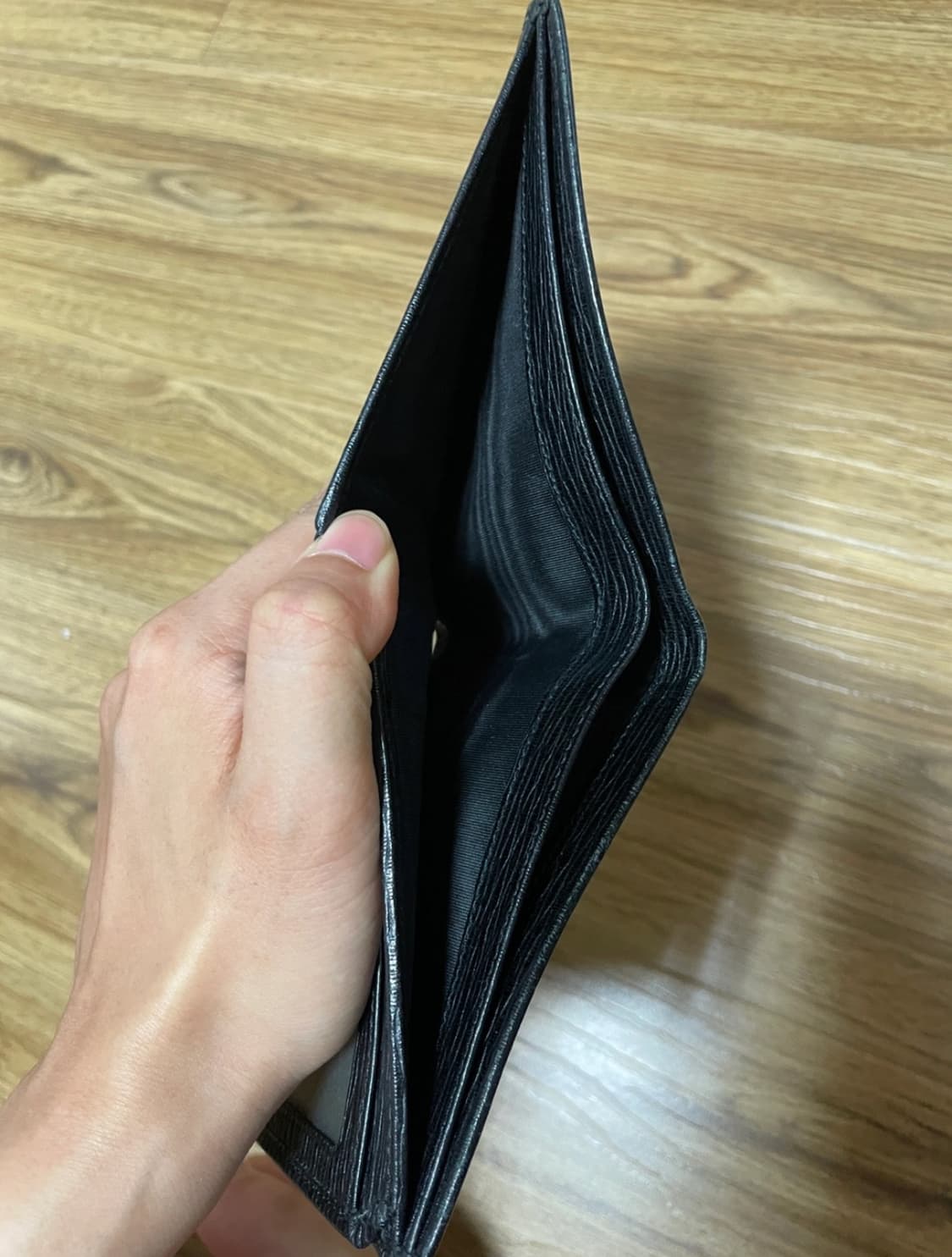페라가모 간치니 반지갑 상품이미지4