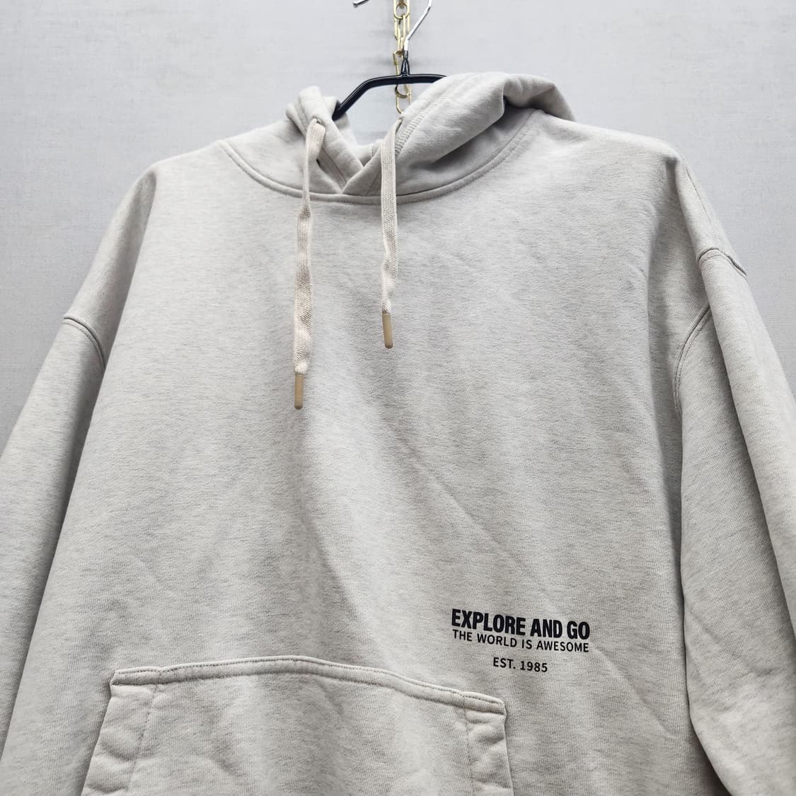 디스커버리 백 프린팅 후드티 105(2XL) 상품이미지3