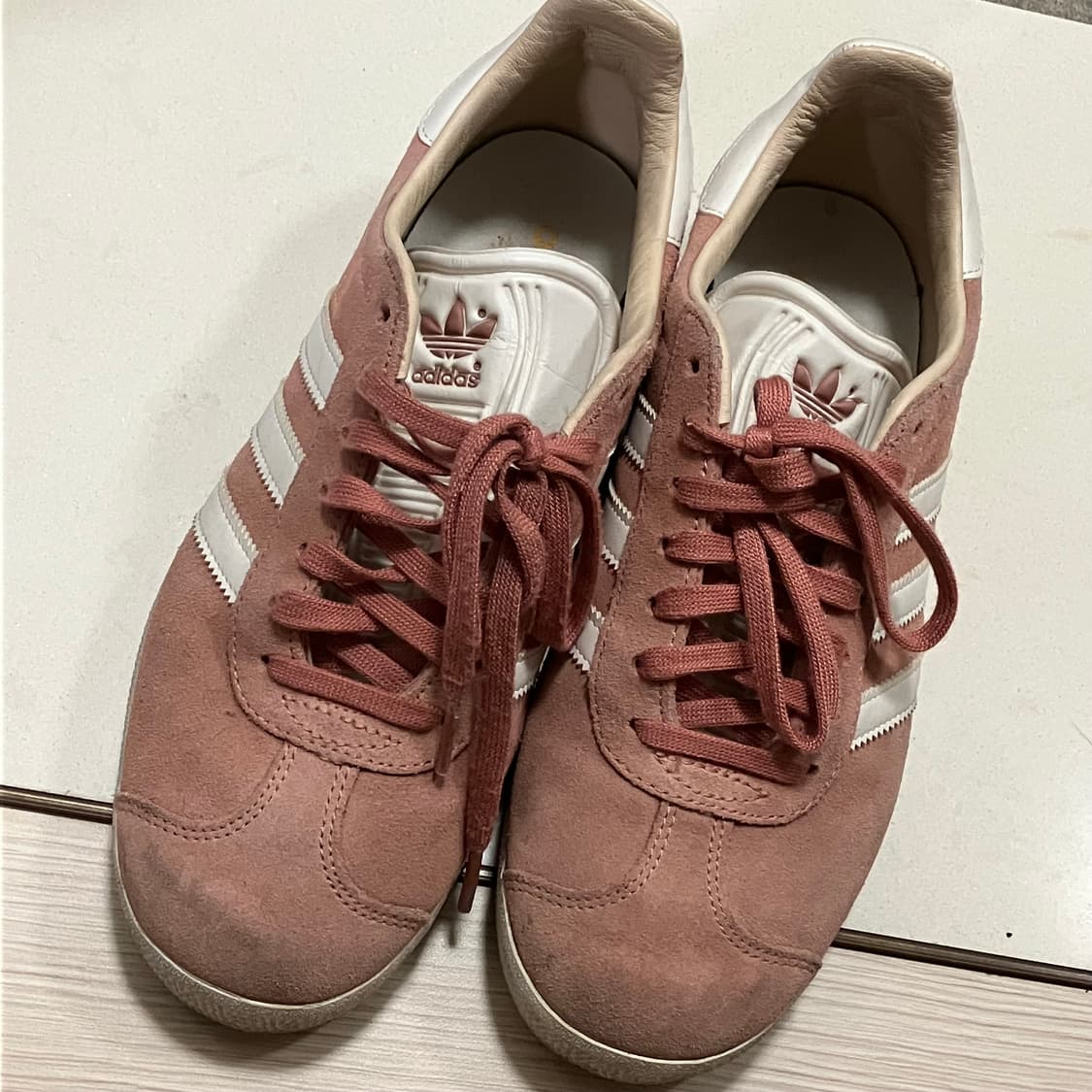 아디다스 가젤 핑크 상품이미지1