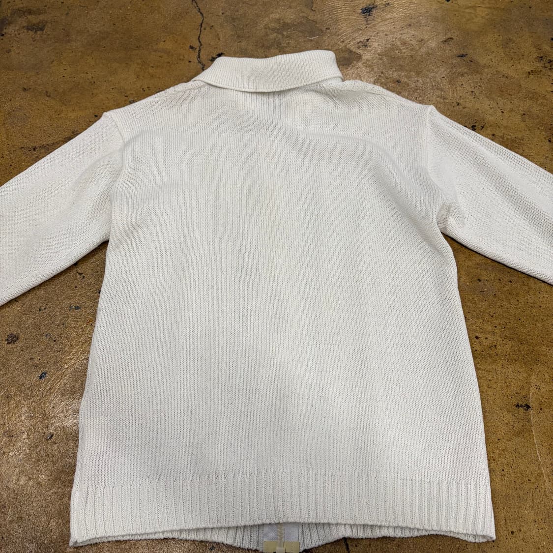 라코스테 화이트 카라 니트 집업 상품이미지4