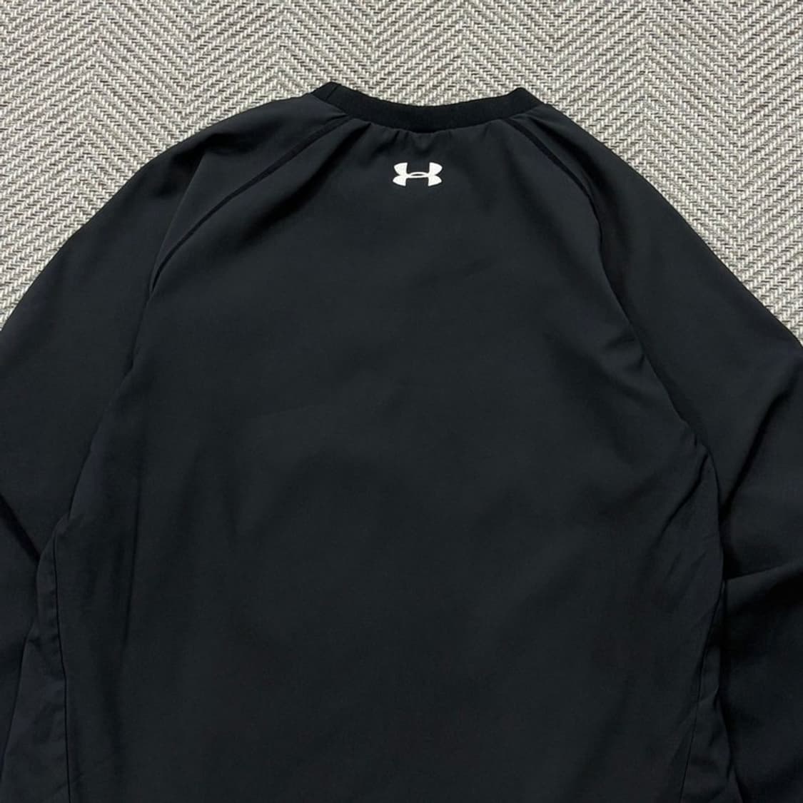 언더아머 자수로고 웜업 v2472 상품이미지4
