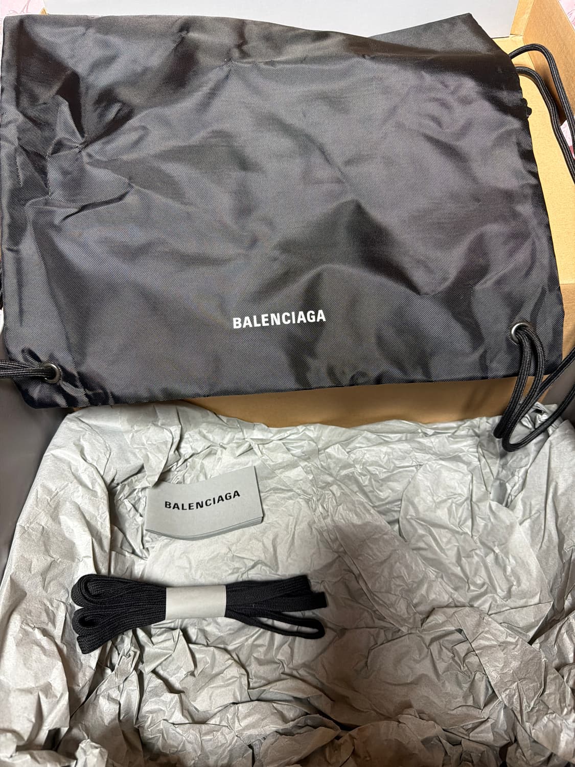 3XL 스니커즈 발랜시아가 블랙 43사이즈 팝니닷 (285) 상품이미지6