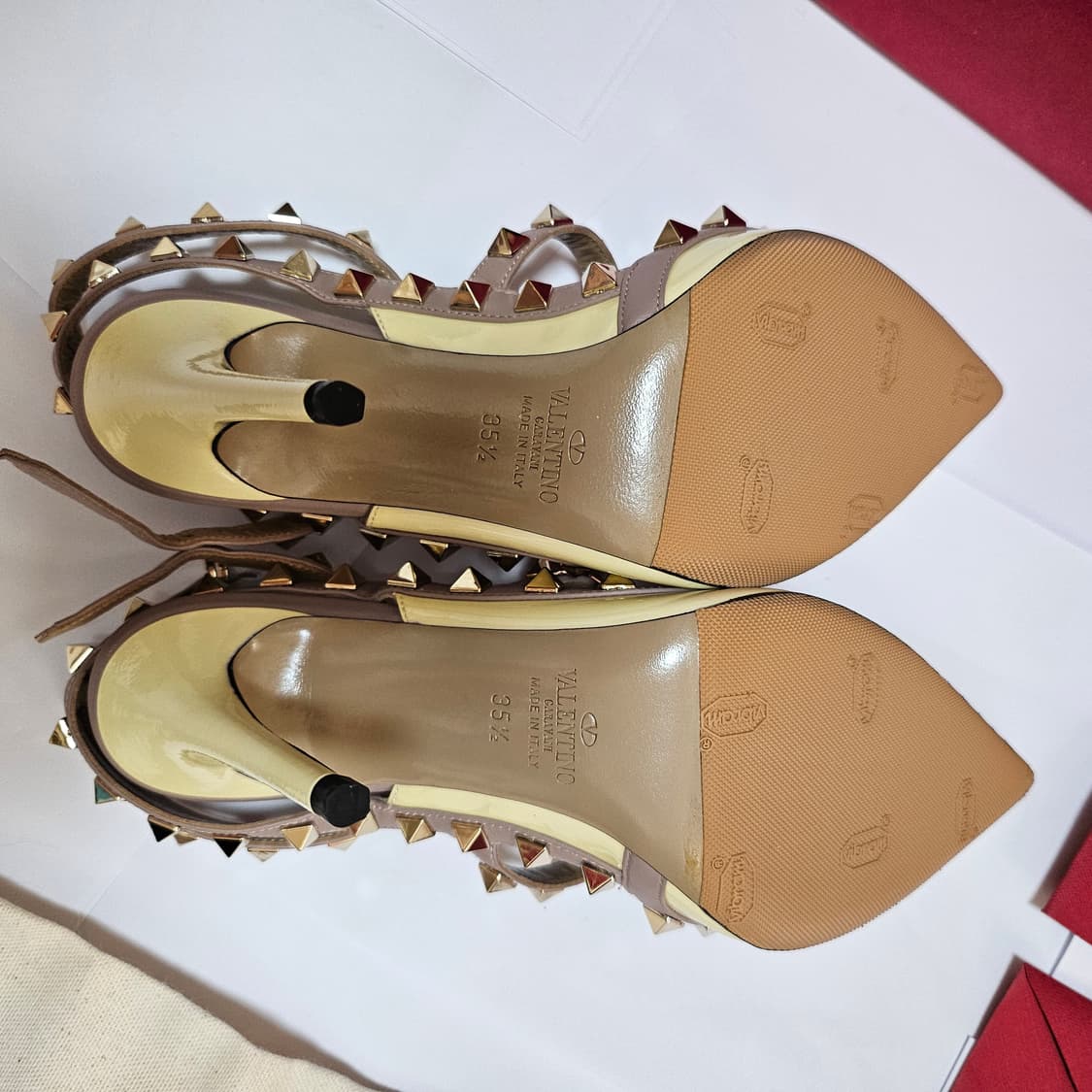 발렌티노 락스터드힐 상품이미지5