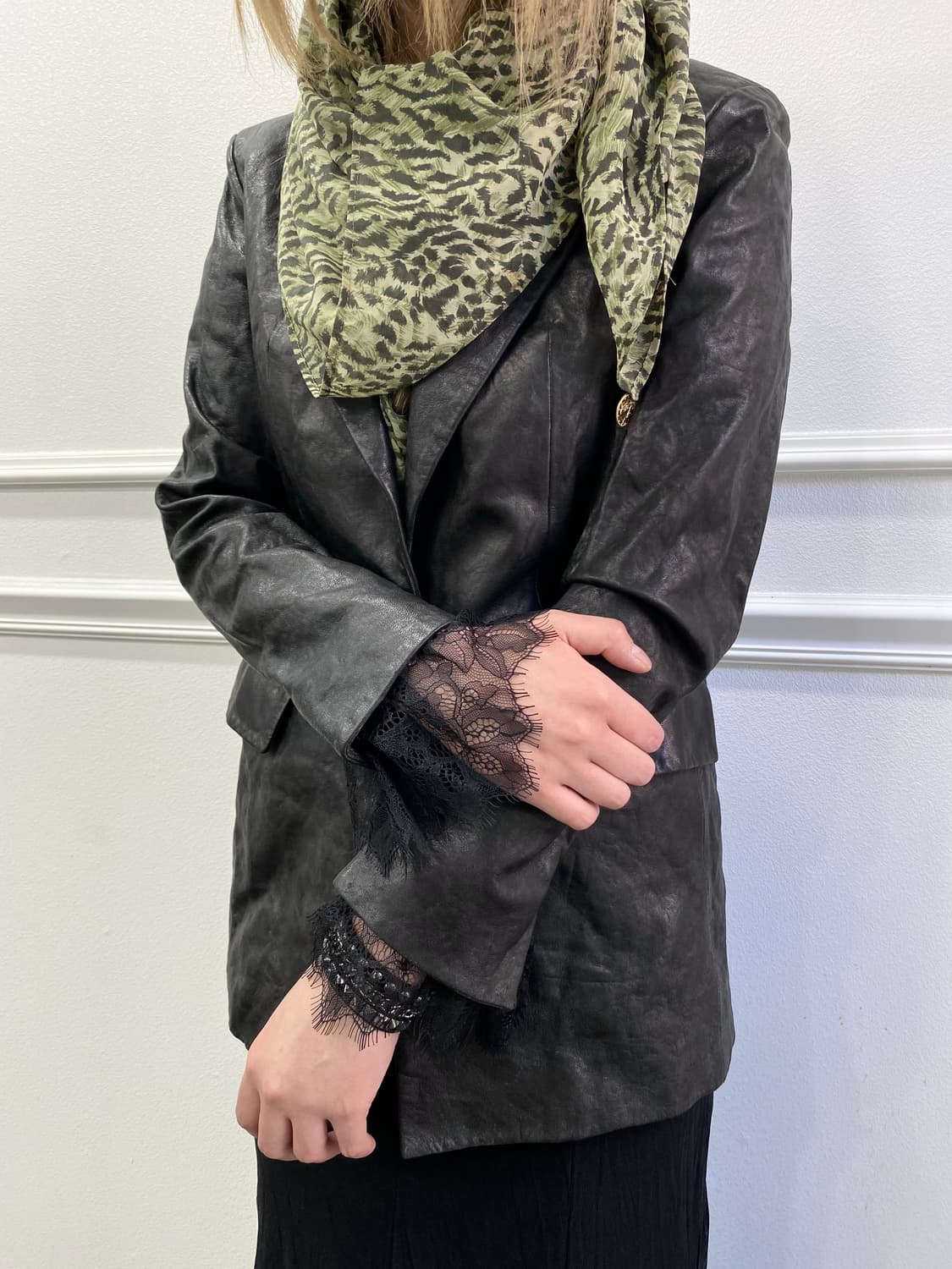 Jessi New York]Lace Detail Slim Fit Shee 상품이미지5