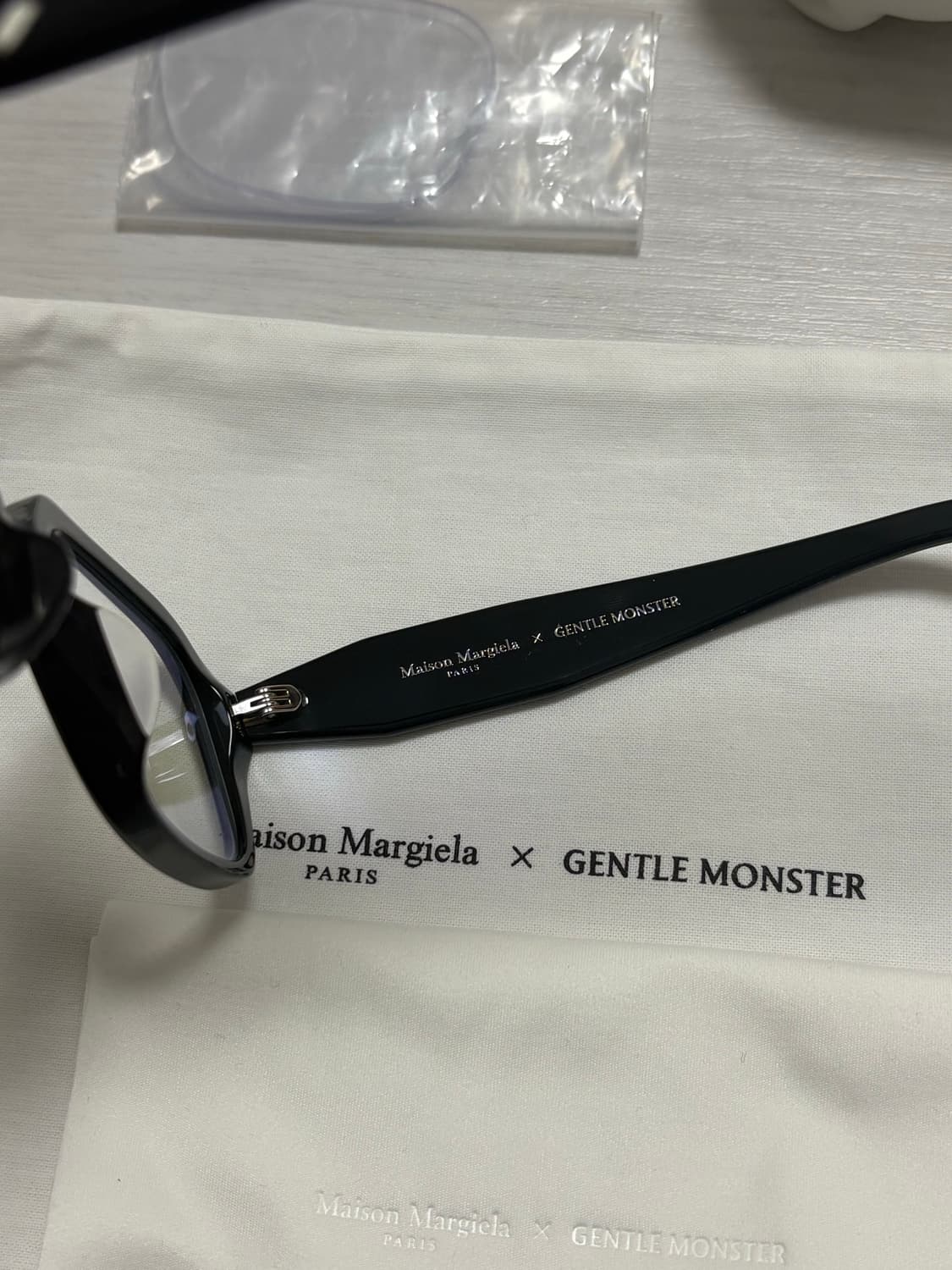 마르지엘라x젠틀몬스터 MM212-01 상품이미지3