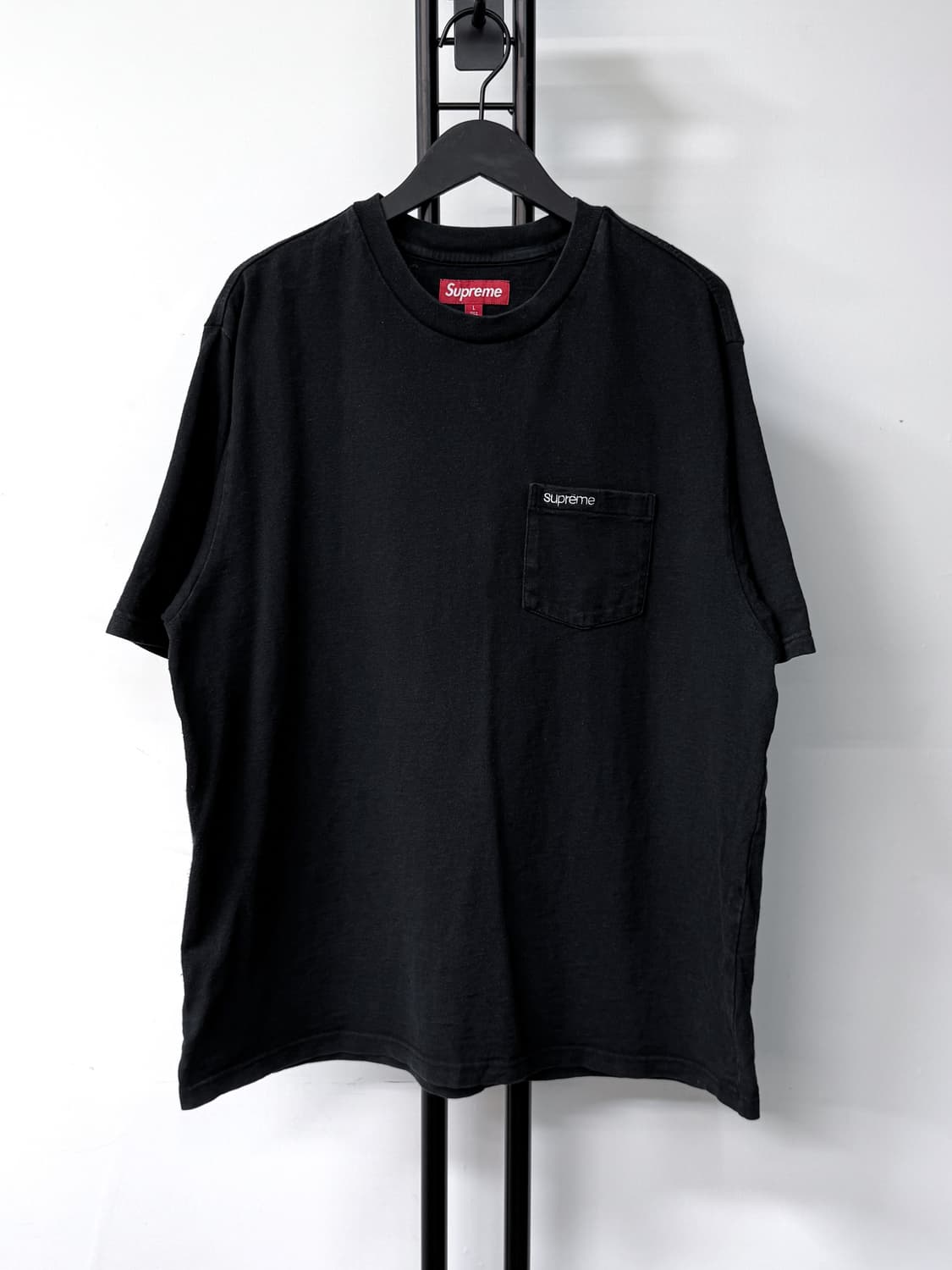 슈프림 25S/S 포켓 티셔츠  상품이미지1