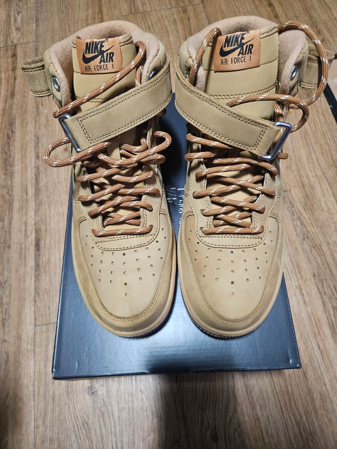 나이키 된장포스 미드 275 상품이미지4