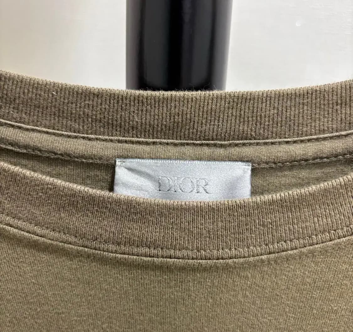 [L]디올 아뜰리에 자수 반팔티 상품이미지3