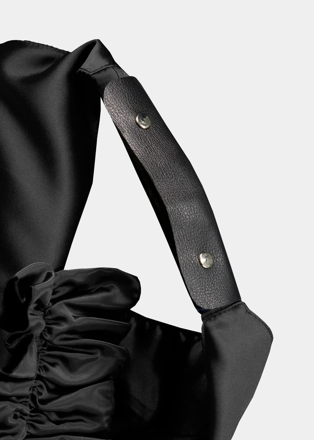 생긴스튜디오 오리가미 러플백 블랙 상품이미지5