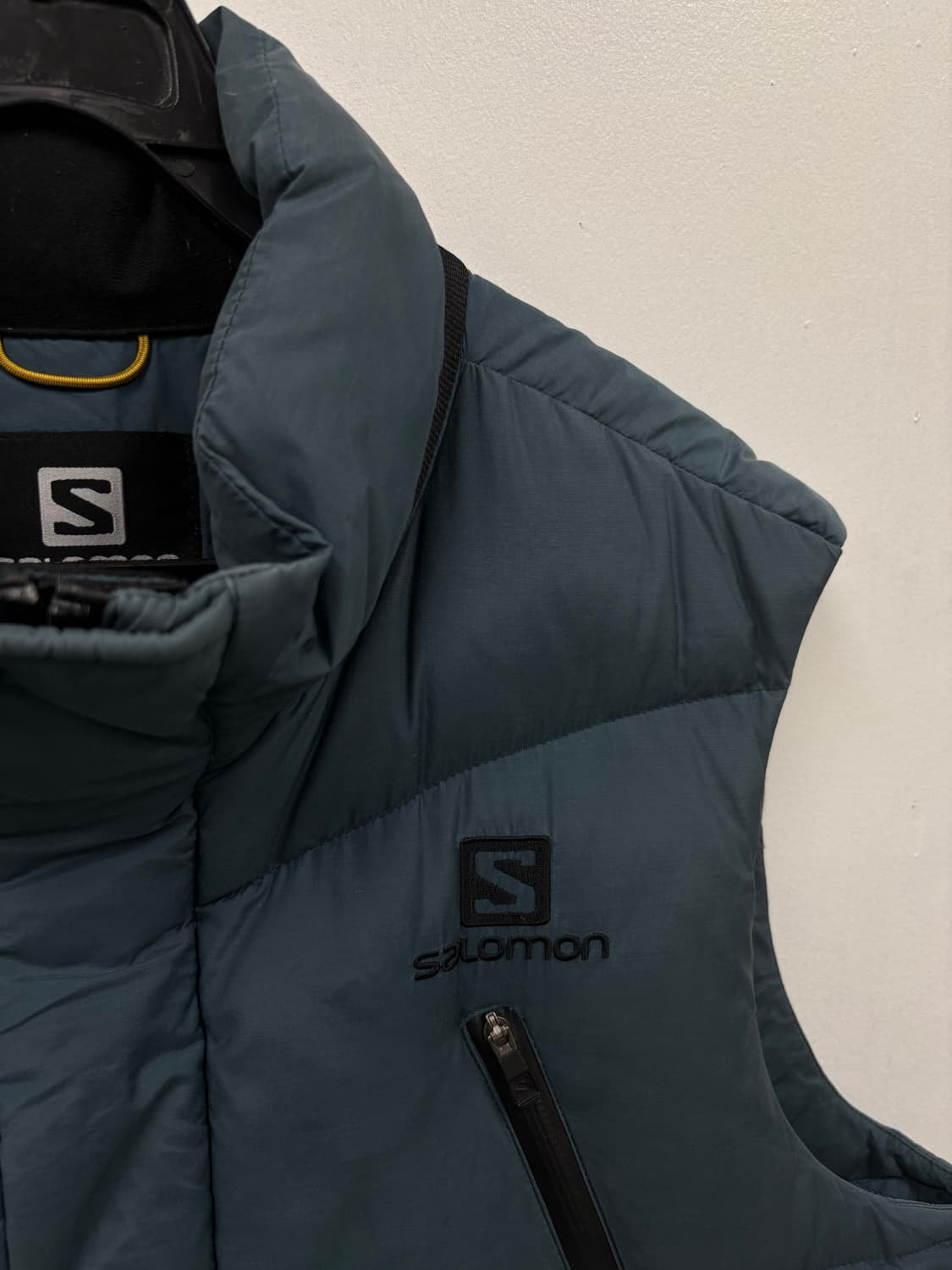 살로몬 다운패딩조끼 상품이미지6