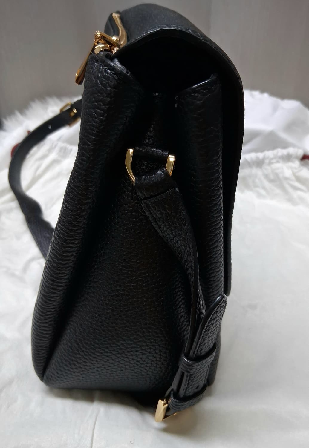 닥스 블랙 가죽 DD로고 크로스백#새상품  상품이미지4