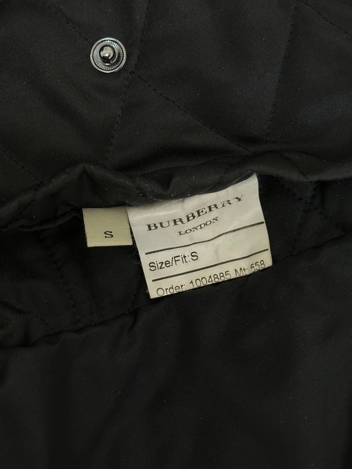 버버리 블랙 롱 퀼팅 코트 상품이미지9