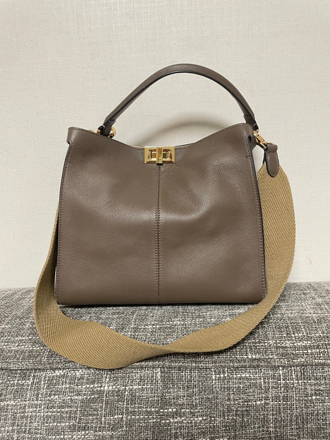 펜디 피카브 X 토트백 브라운 정품 최저가 상품이미지2