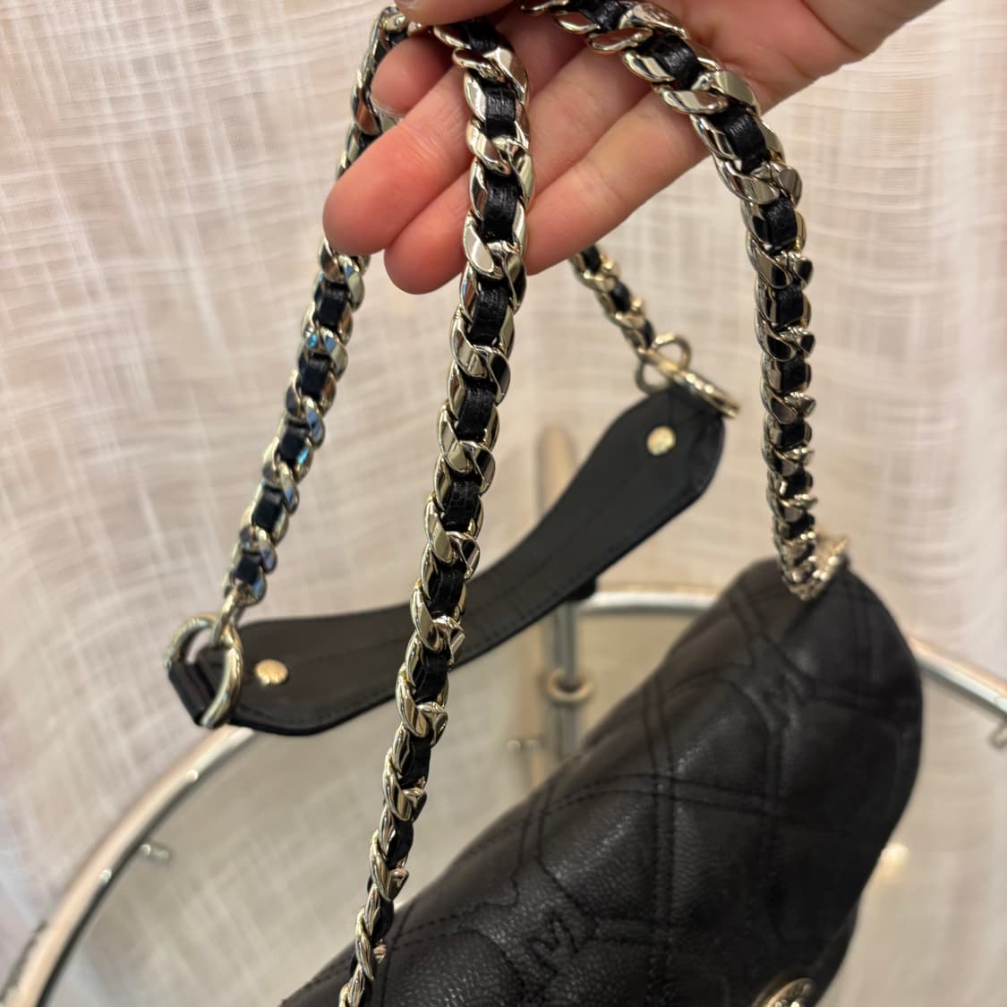 정품 메트로시티 퀄팅 크로스백     상품이미지9