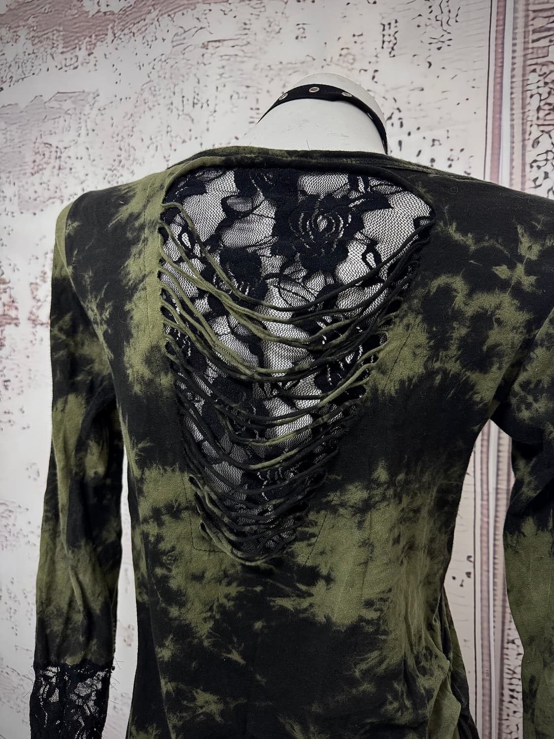 Tie-Dye Cubic Detail Long Sleeve Top 상품이미지3