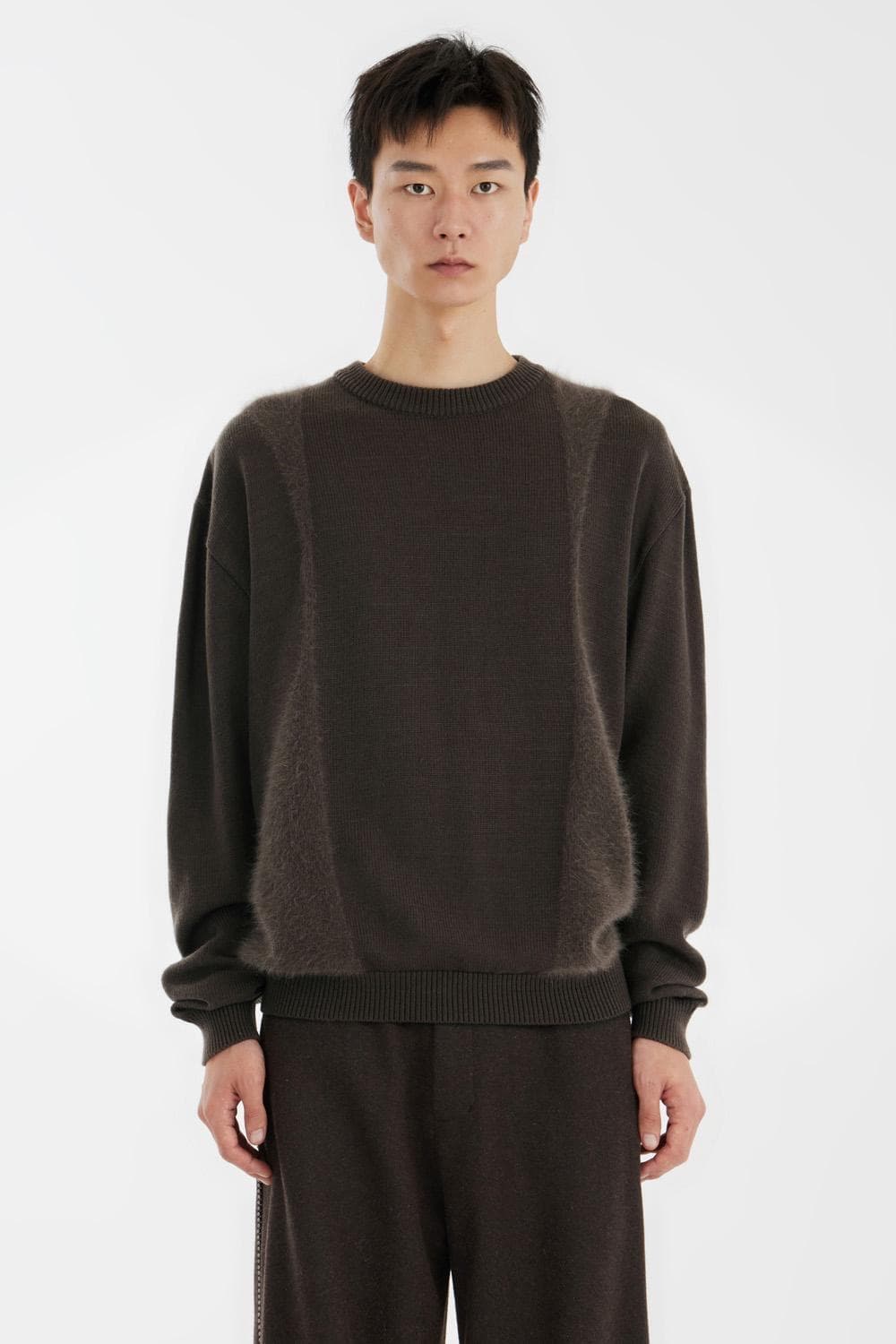 유스 커브드 앙고라 니트 브라운 L 상품이미지1