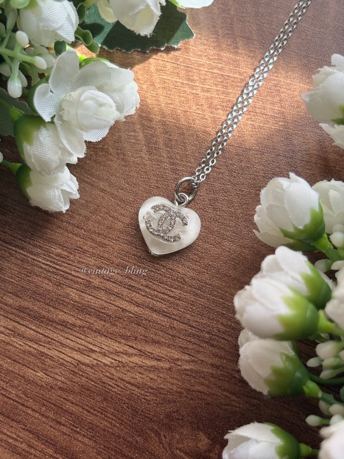 샤넬 크리스탈 파스텔 하트 실버 목걸이 상품이미지3