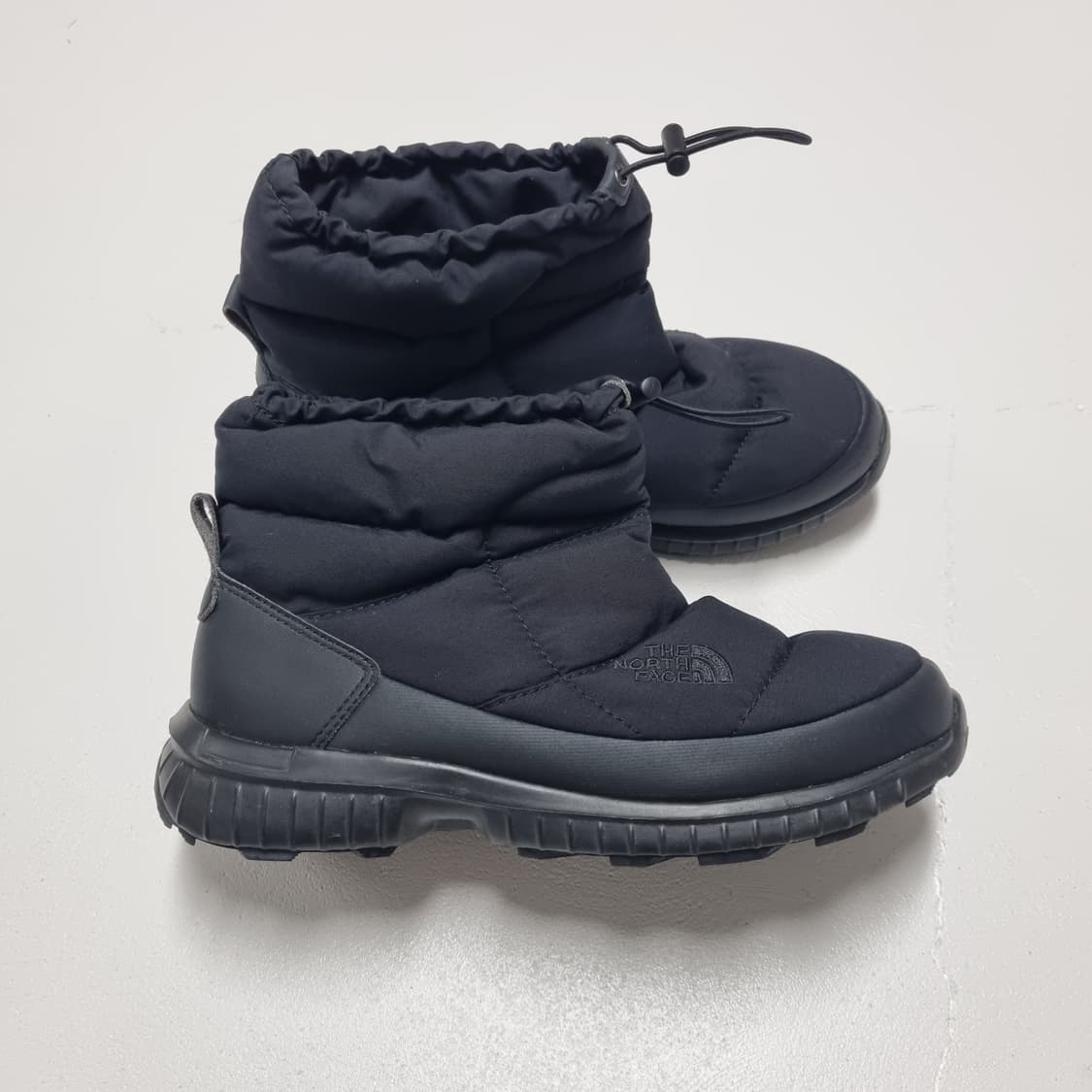 노스페이스 패딩 부츠 블랙 - 270 상품이미지4