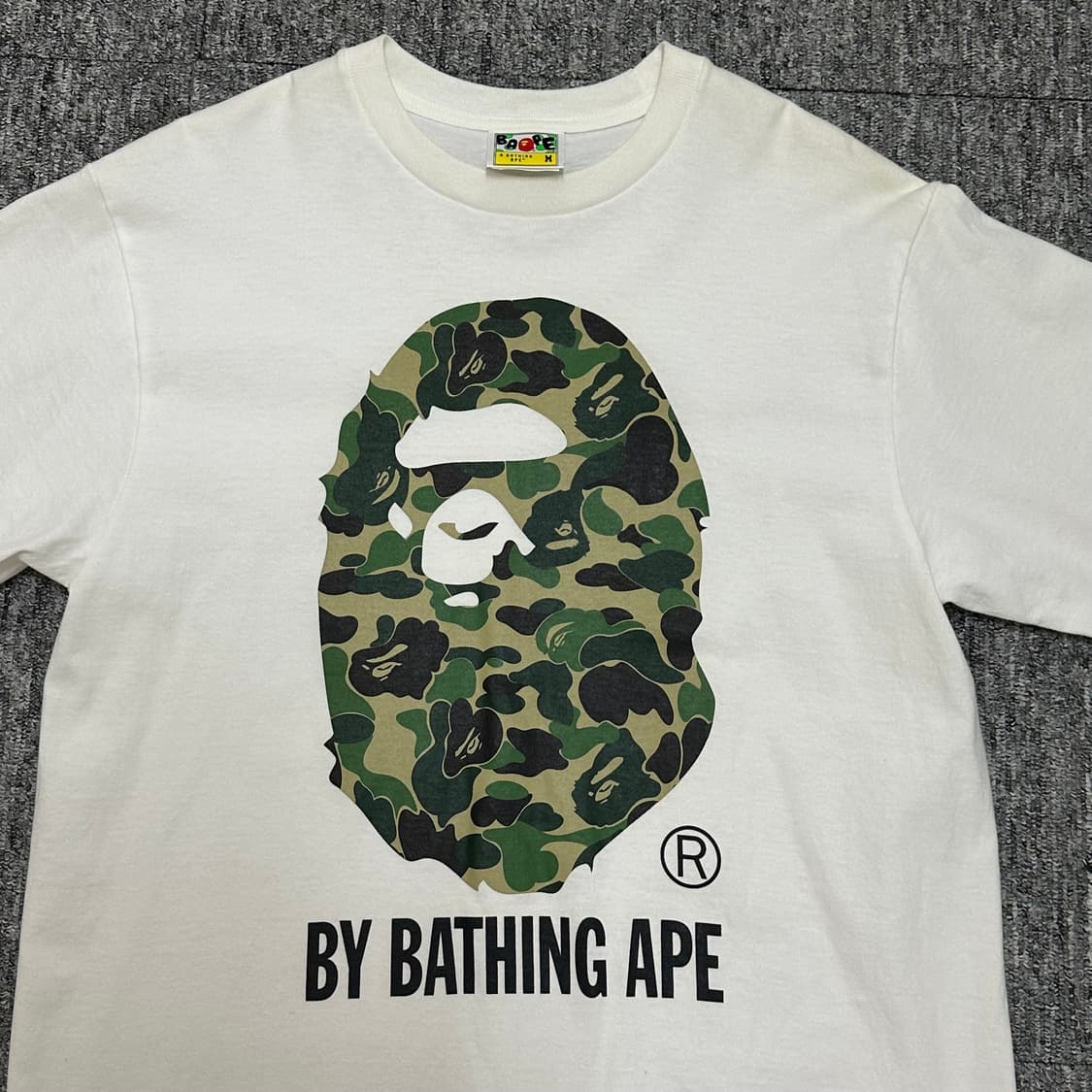 베이프 바이 베이싱 에이프 카모 티셔츠 화이트 상품이미지2
