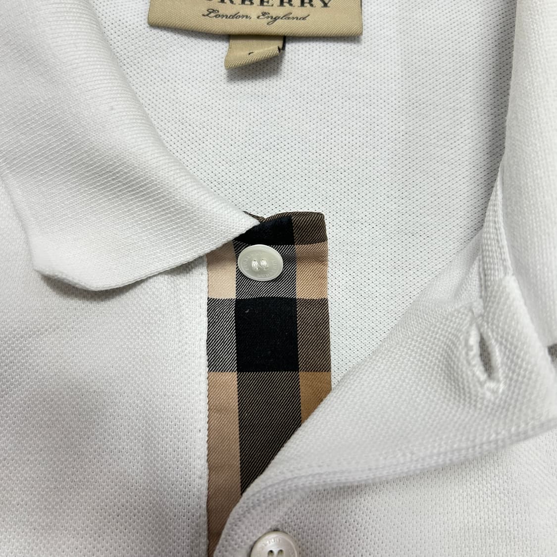 버버리 기마로고 노바체크 카라티(S) 상품이미지5