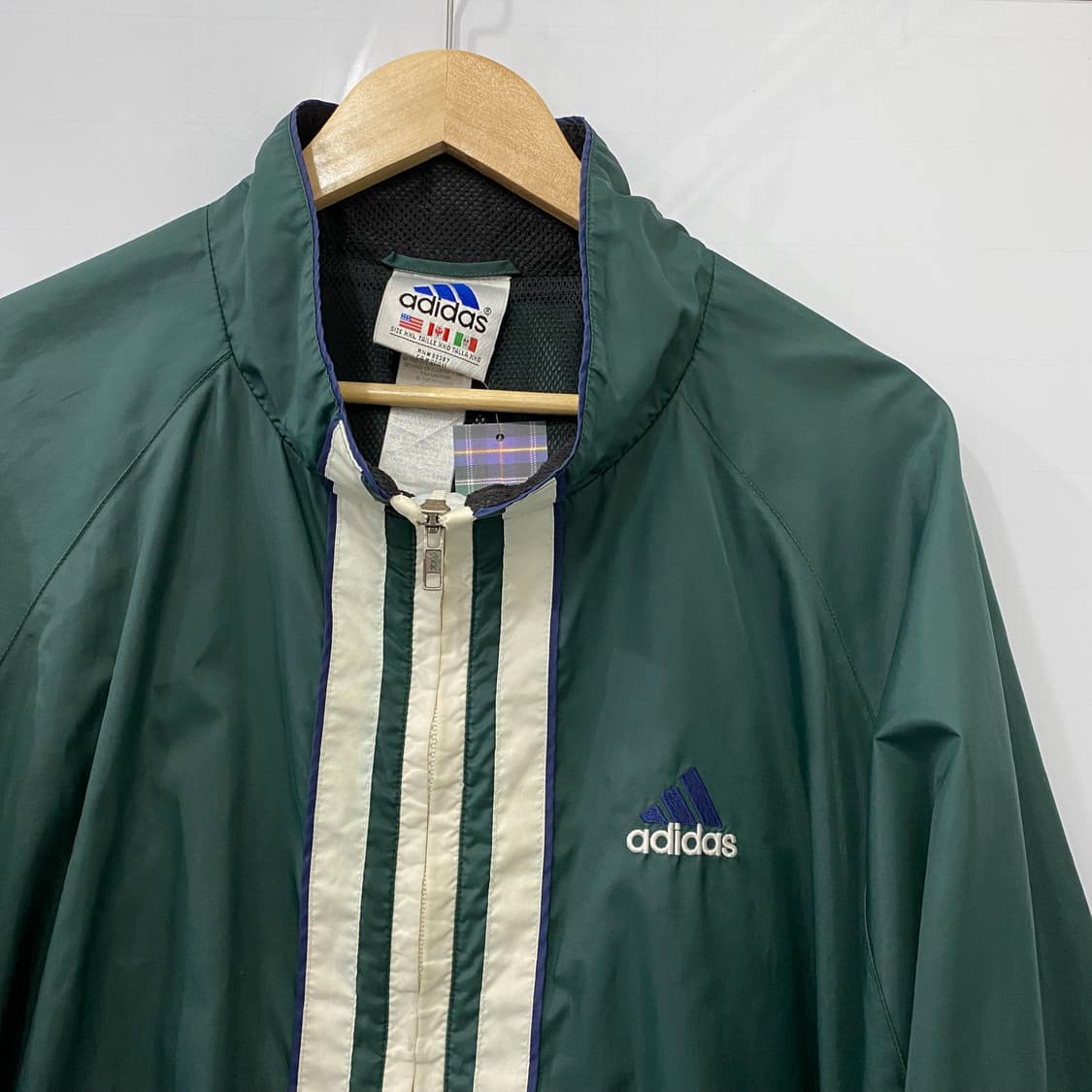 아디다스 패턴 바람막이(XXL) 상품이미지3