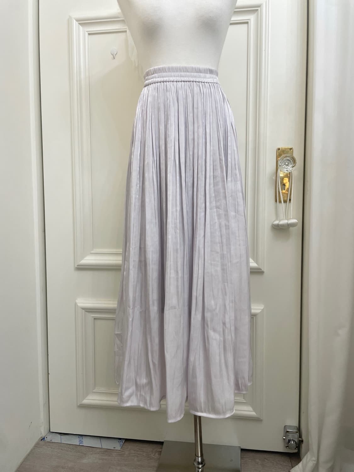 sheer lavender pleats long banding skirt 상품이미지5