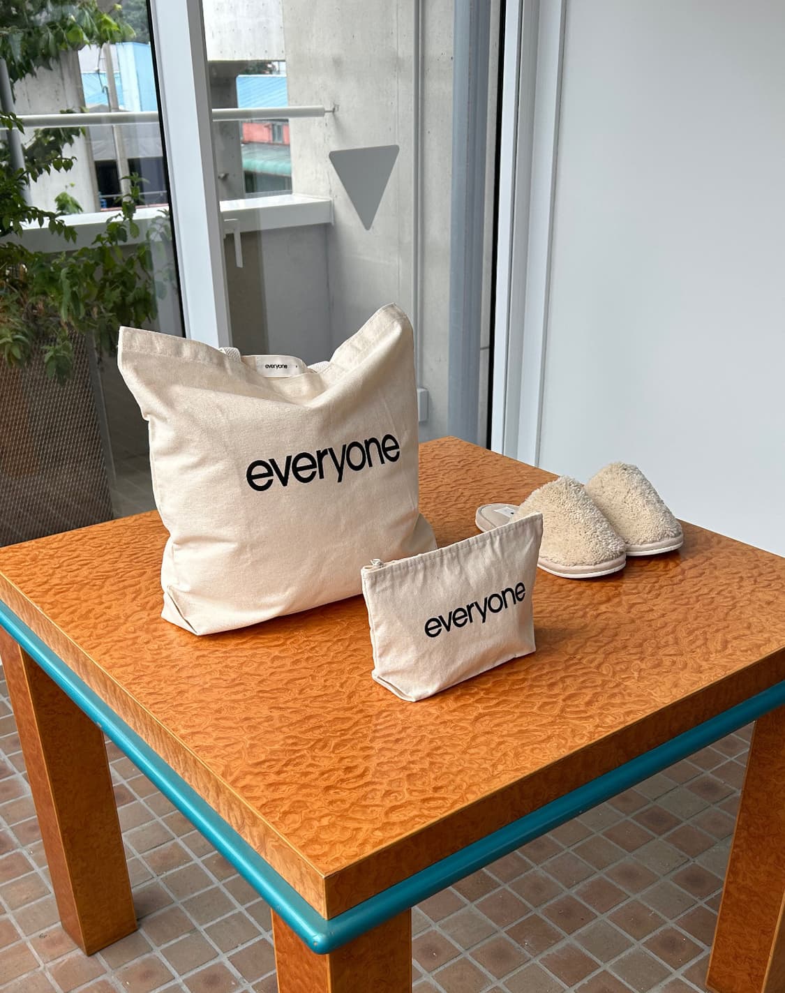 에브리원 도쿄 캔버스 토트백 파우치 세트 새상품 상품이미지1