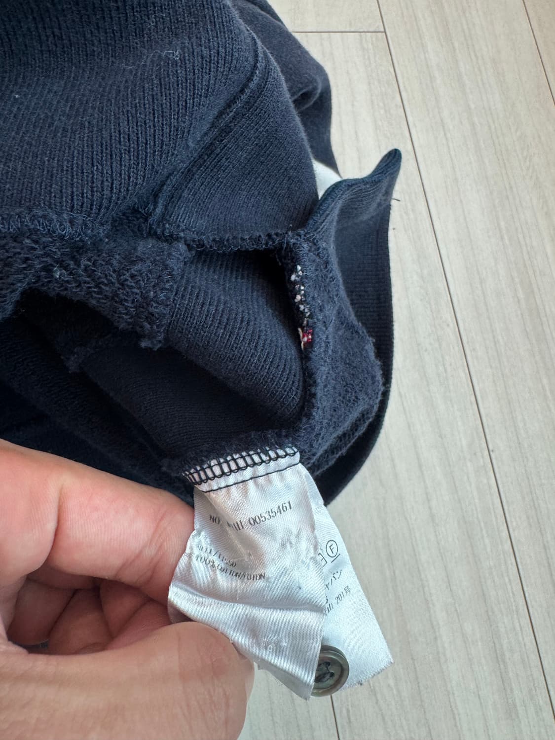 [정품] 톰브라운 사선 맨투맨 2사 상품이미지5