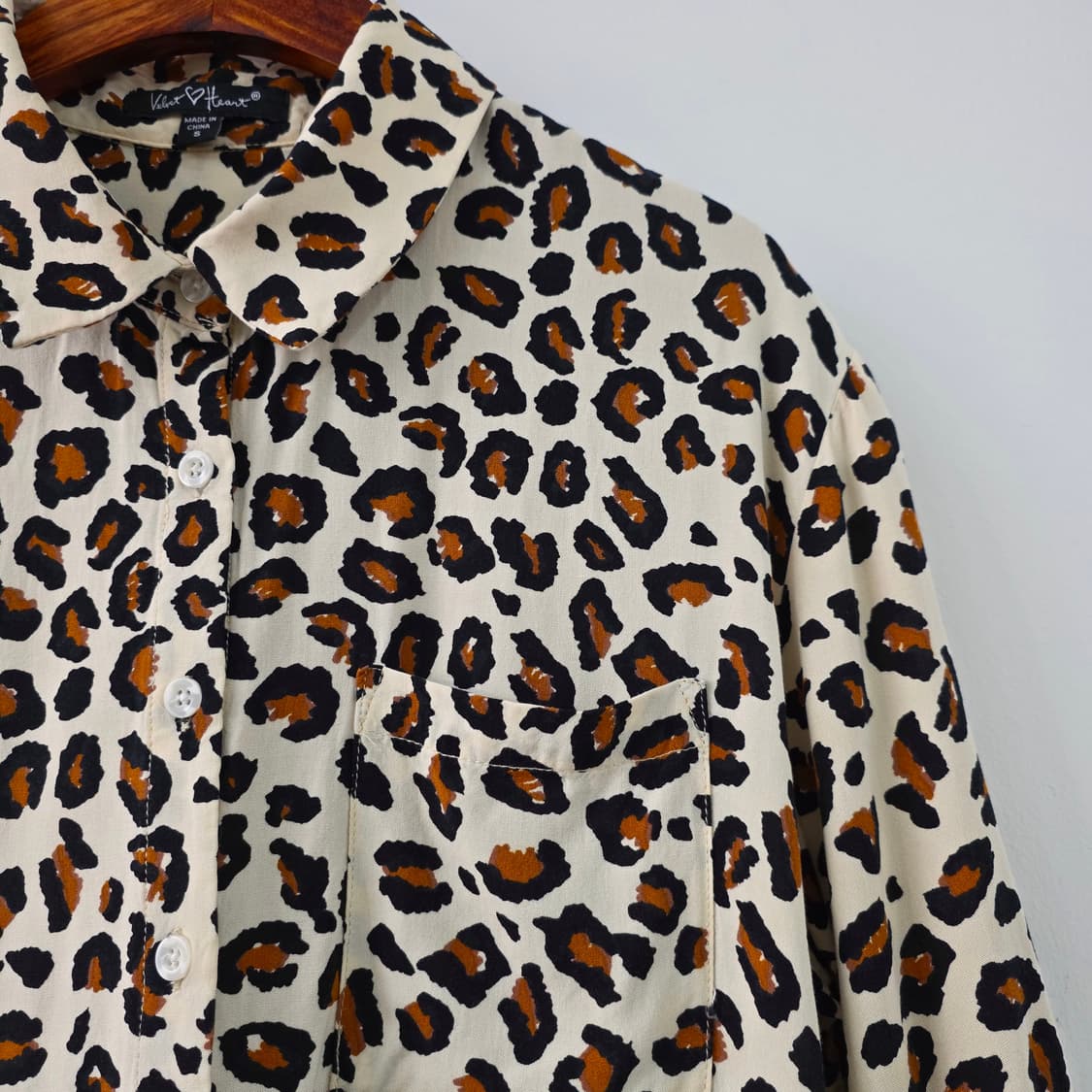 Velvet Heart 레오파트 패턴 셔츠 블라우스 상품이미지5