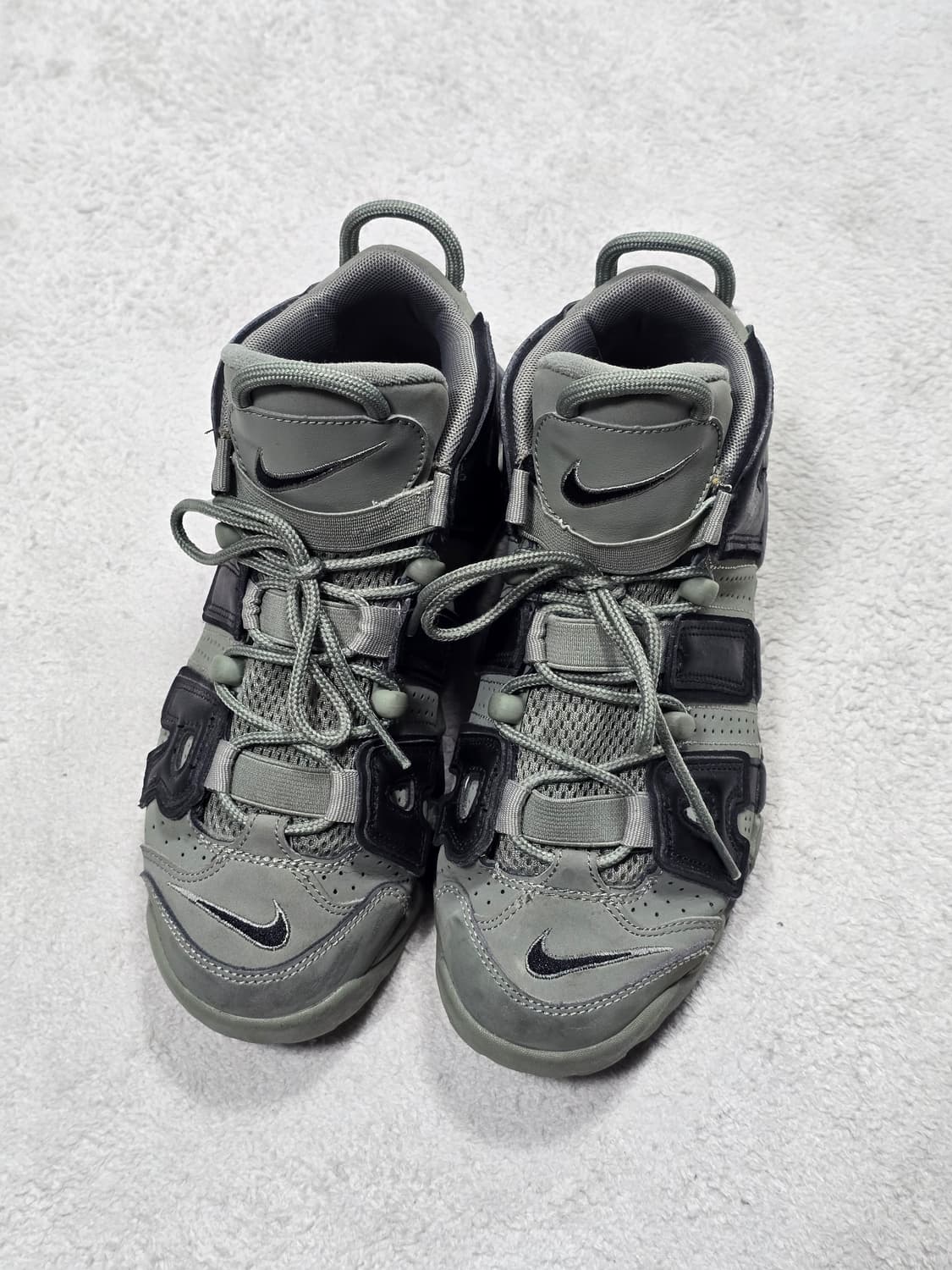 NIKE 나이키 에어 모어 업템포 카키 235 상품이미지1