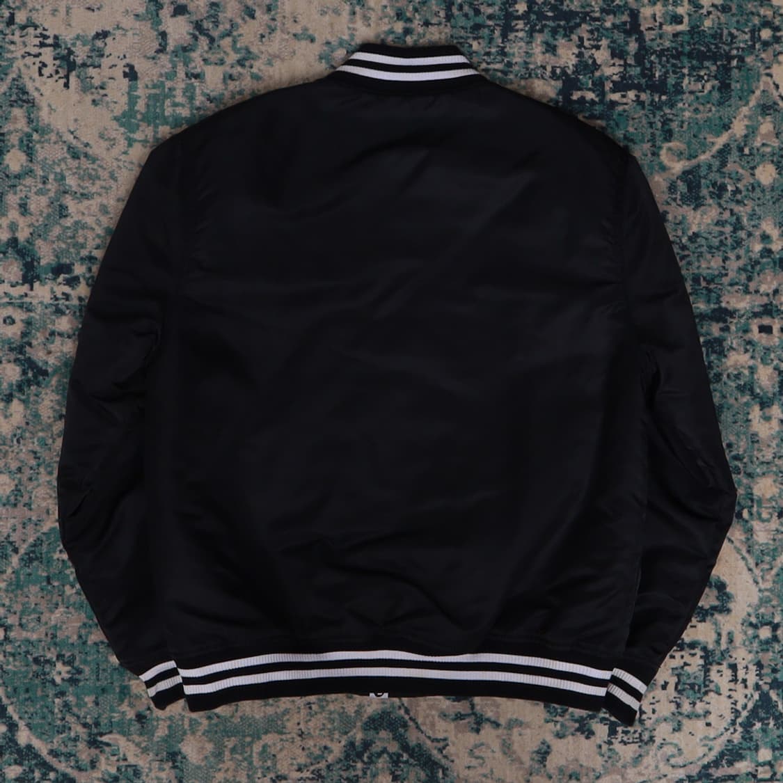 Bape 베이프 크로스 본 나일론 바시티 자켓 블랙 L 상품이미지4