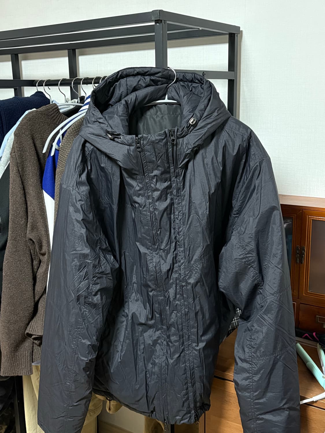 인템포무드 써밋 디테일 라이트 패딩 블랙 (L) 상품이미지2