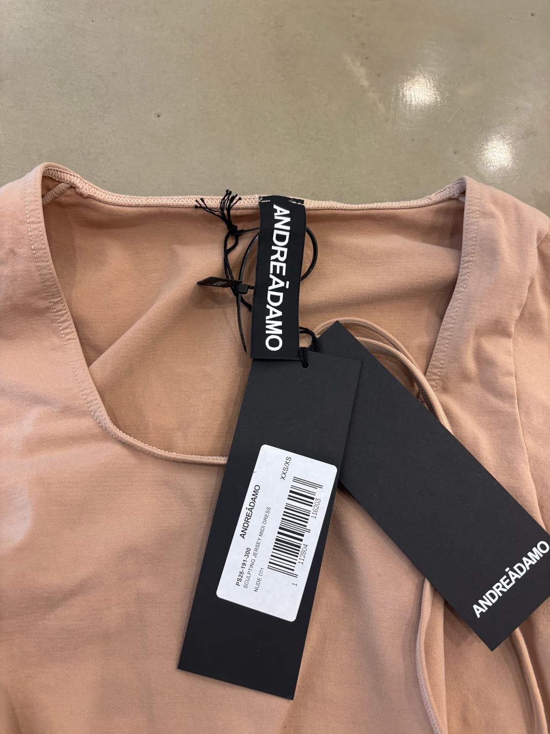 ANDREADAMO 스컬프팅 미디 드래스 (누드) 상품이미지3