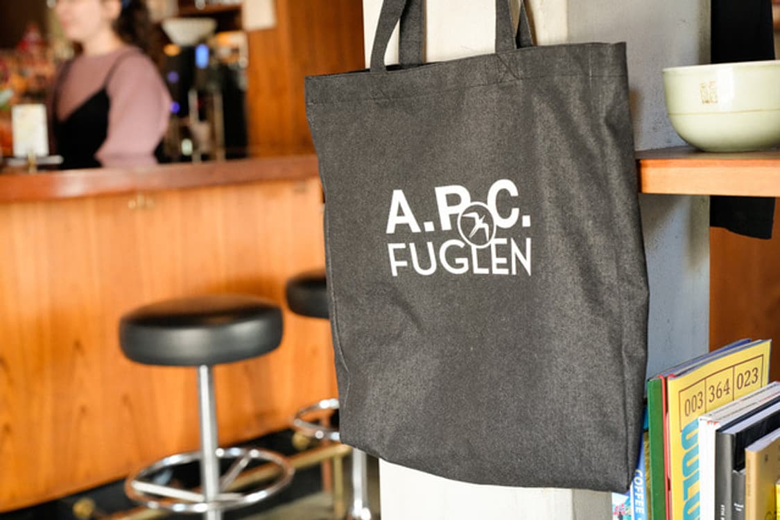 푸글렌×A.P.C 에코백 상품이미지1